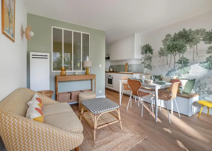 A 220m De La Plage, Avec Terrasse Pour 3